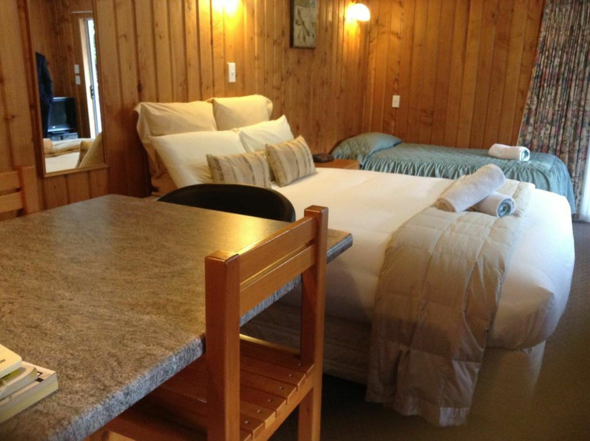 Archway Motels & Chalets Wanaka Eksteriør billede